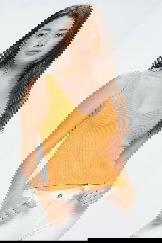 Orange OS Seamless Reversible Stonewashed Ribbed Tank Trendy Tank Tops Outfit Idea for Women | Ro + Ivy