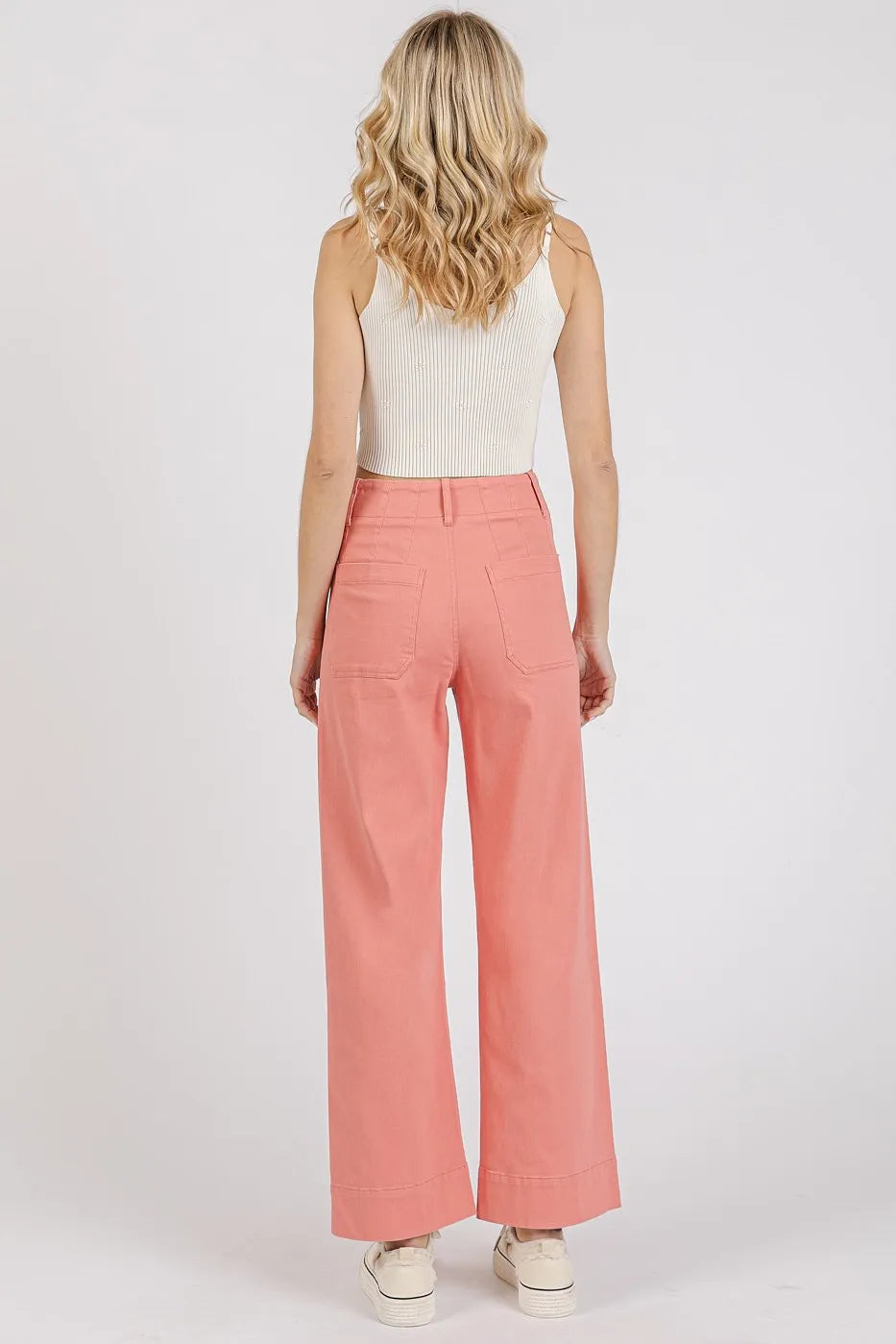 Twill Patch Pocket High Rise Wide Leg Pants – outfit idea for women | Ro + Ivy