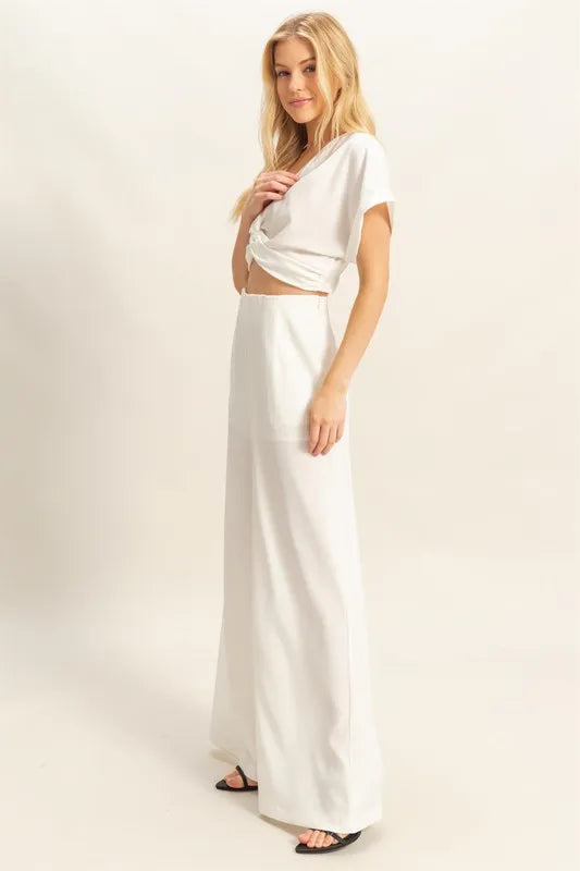Twisted Front Short Sleeve Top And Wide Leg Pants Set – outfit idea for women | Ro + Ivy