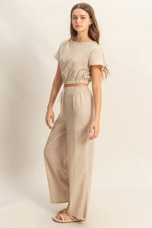 Round Neck Short Sleeve Top And Pants Set – outfit idea for women | Ro + Ivy