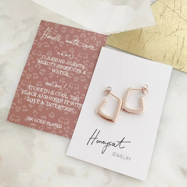 Demi Hoop Earrings Trendy Earrings Outfit Idea for Women | Ro + Ivy