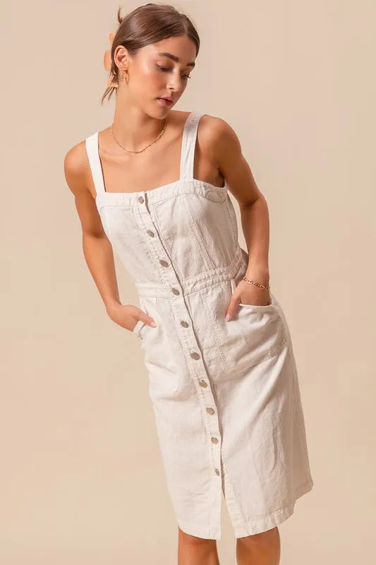 Button Down Pocket Front Pinafore Knee Length Dress – outfit idea for women | Ro + Ivy