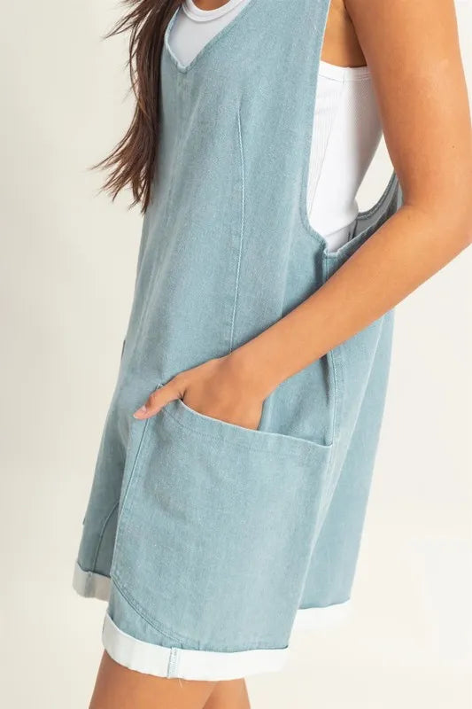 V-Neck Pocket Detail Romper – outfit idea for women | Ro + Ivy