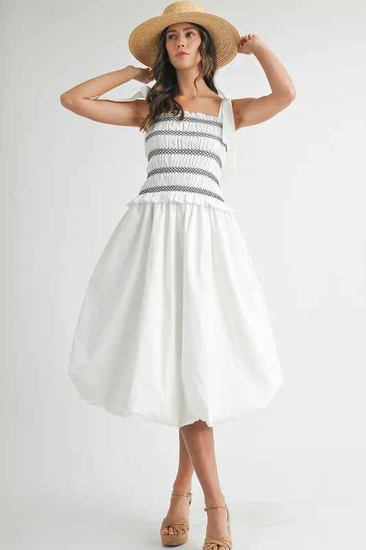 Smocked Bodice Bubble Midi Dress – outfit idea for women | Ro + Ivy