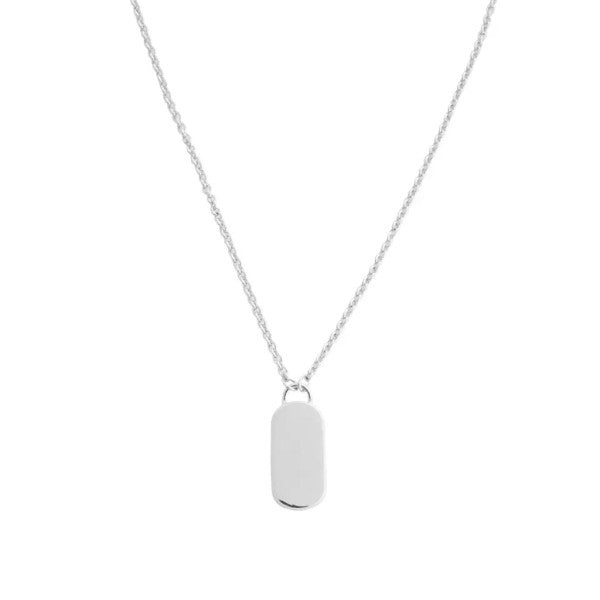 Julia Tag Necklace – outfit idea for women | Ro + Ivy