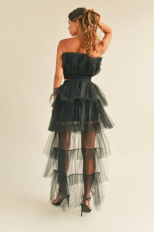 Tulle Tube Ruffle Crop Top And High Low Maxi Skirt Set – outfit idea for women | Ro + Ivy
