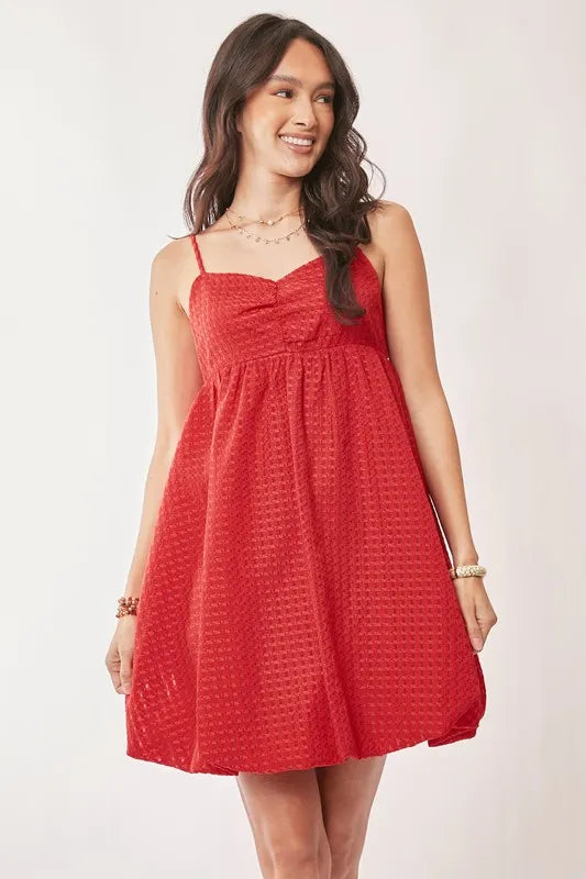 Textured Sweetheart Neckline Bubble Hem Mini Dress – outfit idea for women | Ro + Ivy