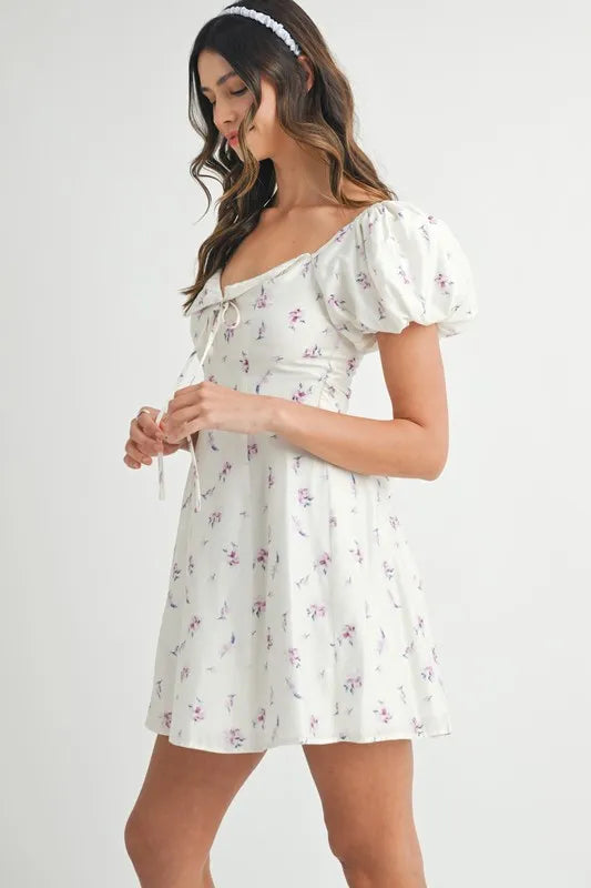 Floral Print Puff Sleeve Mini Dress – outfit idea for women | Ro + Ivy