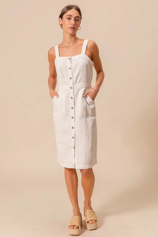 Button Down Pocket Front Pinafore Knee Length Dress – outfit idea for women | Ro + Ivy