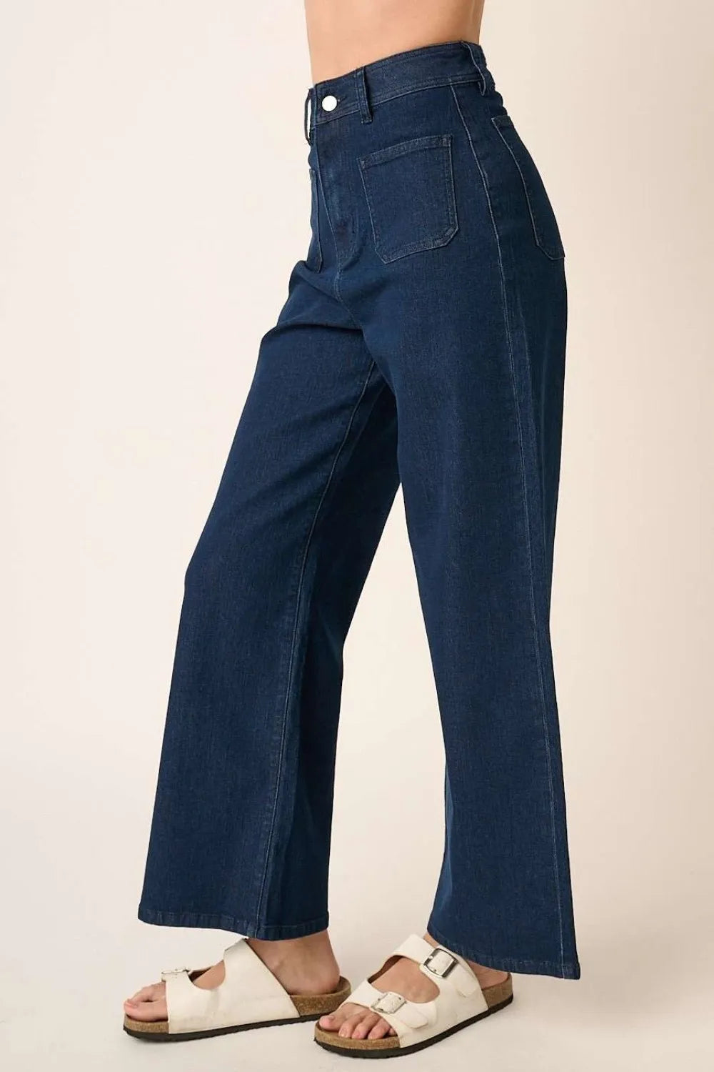 High Waist Wide Leg Jeans in Indigo – outfit idea for women | Ro + Ivy
