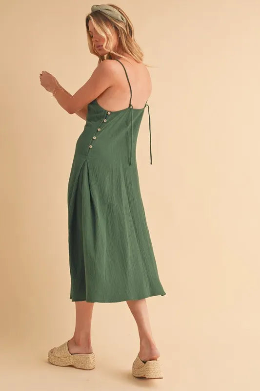 Side Button Cami Midi Dress in Emerald – outfit idea for women | Ro + Ivy