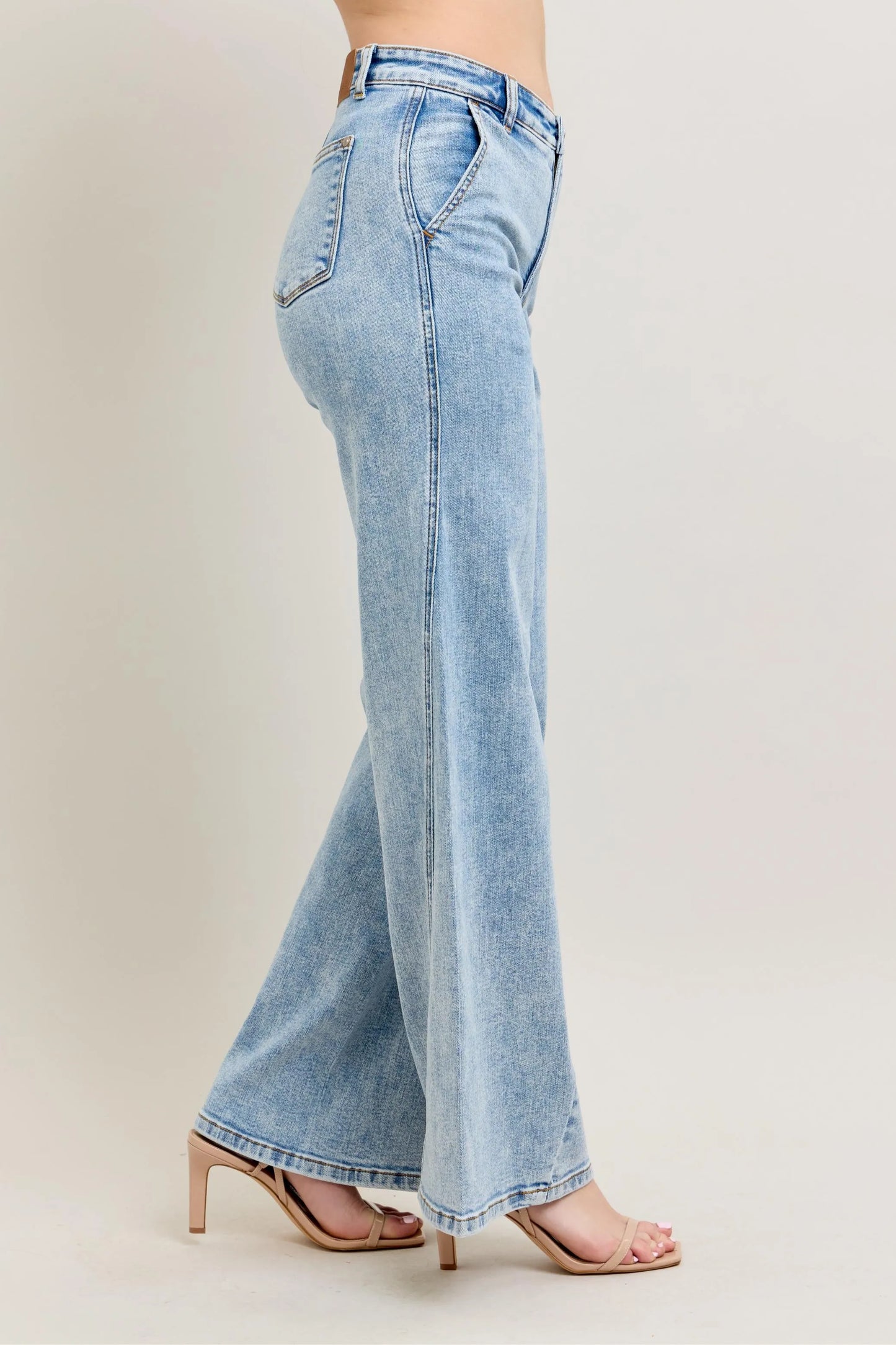High Waist Wide Leg Jeans With Skewed Inseam – outfit idea for women | Ro + Ivy