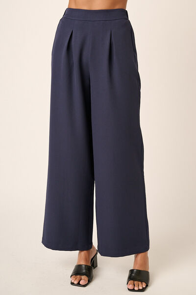 Inverted Pleat Detail Wide Leg Pants in Navy - Ro + Ivy