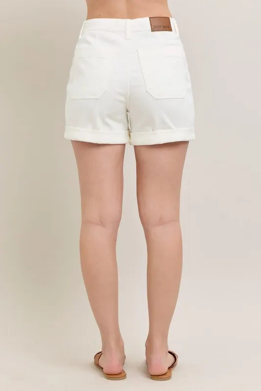 High Waist Cuff Denim Shorts – outfit idea for women | Ro + Ivy