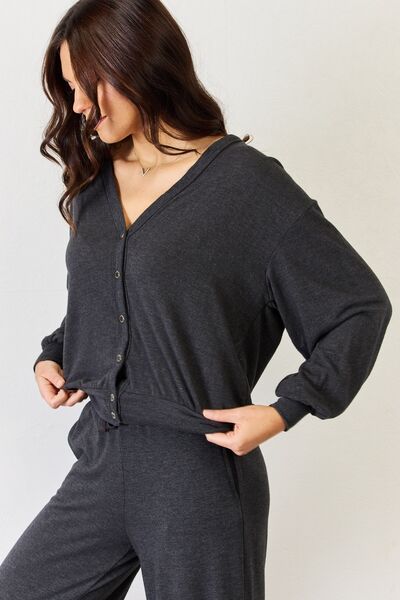 Get Cozy in These Must-Have Loungewear Pieces! Ro + Ivy