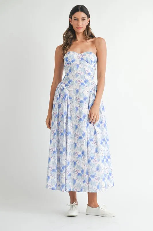 Sweetheart Neckline Floral Printed Midi Dress – outfit idea for women | Ro + Ivy