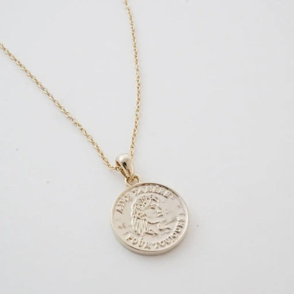 Lady Gisela Necklace Trendy Necklaces Outfit Idea for Women | Ro + Ivy