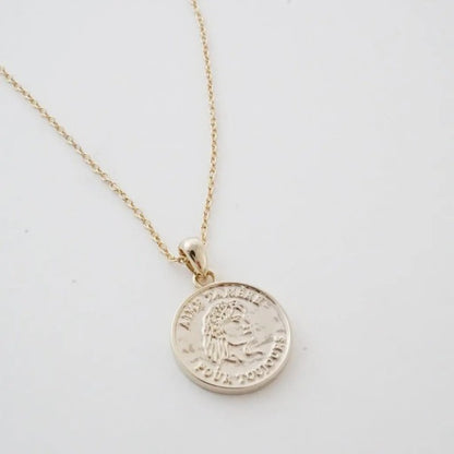 Lady Gisela Necklace Trendy Necklaces Outfit Idea for Women | Ro + Ivy