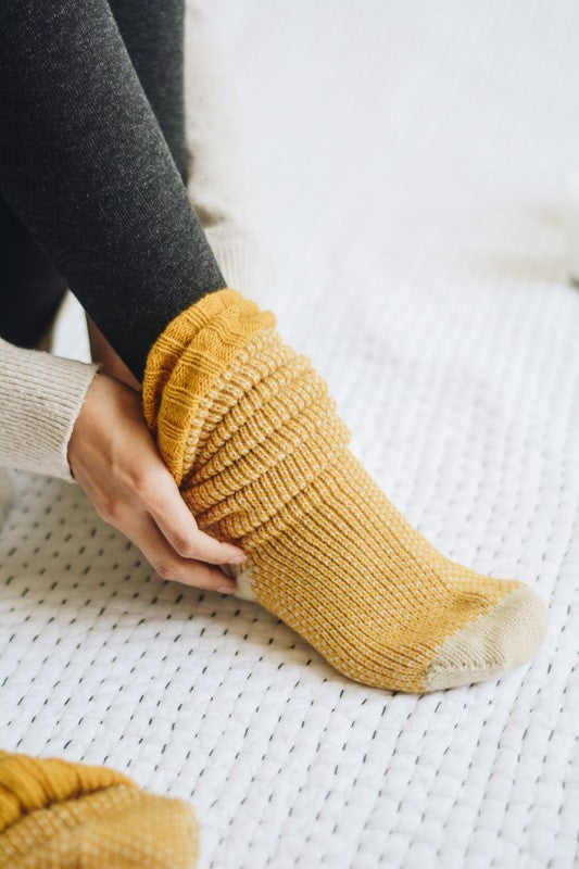 Long Knit Knee High Lounge Socks Trendy Socks Outfit Idea for Women | Ro + Ivy