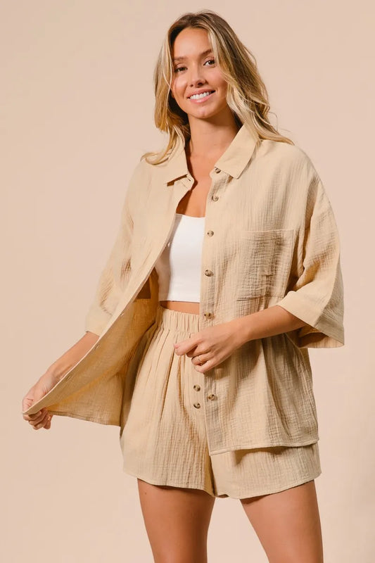 Crinkle Gauze Shirt And Short Set – outfit idea for women | Ro + Ivy