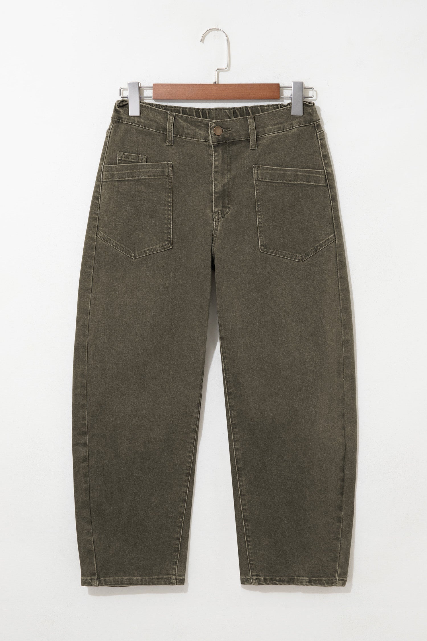 Square Patch Pocket Barrel Jeans
