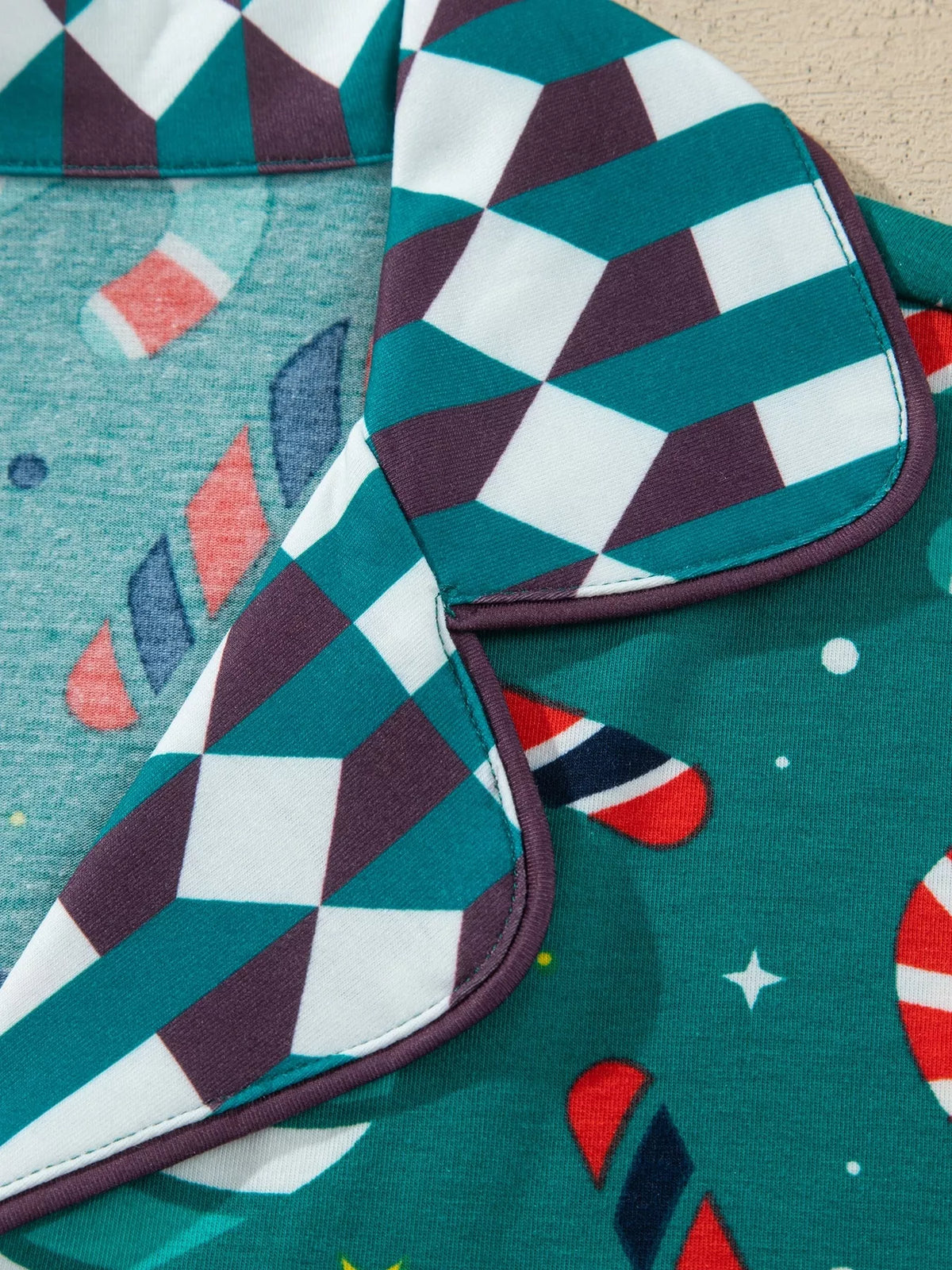 Abstract Candy Cane Print Two-Piece Lounge Set