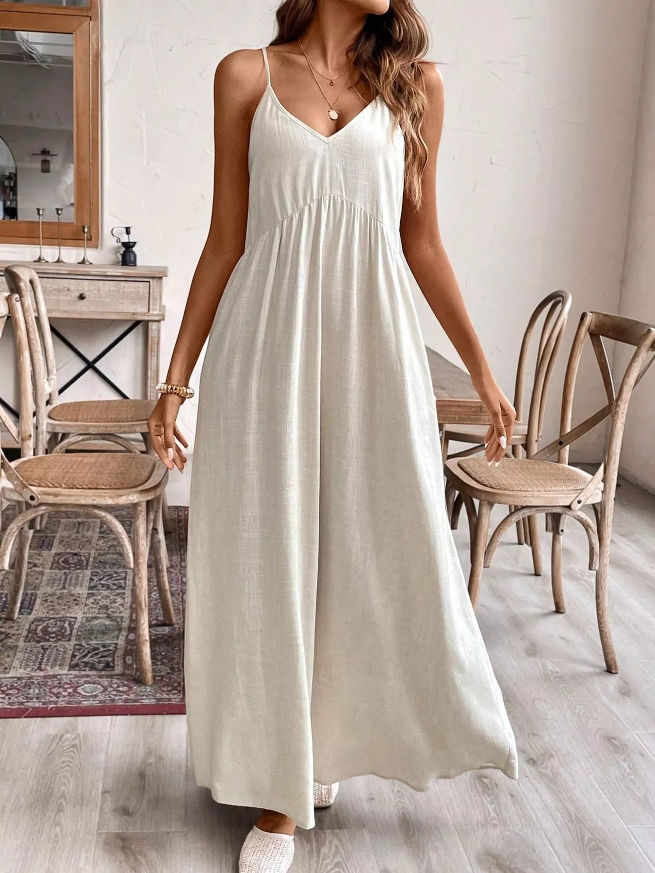 Women's Flowy Spaghetti Strap Maxi Dress - Maxi Dresses