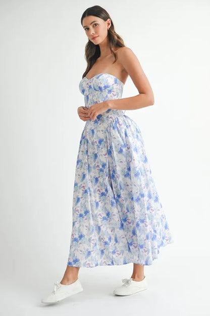 Sweetheart Neckline Floral Printed Midi Dress – outfit idea for women | Ro + Ivy