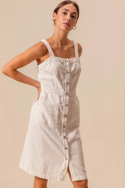 Button Down Pocket Front Pinafore Knee Length Dress – outfit idea for women | Ro + Ivy