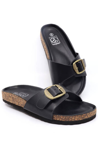 Boho Slide Sandals – Black outfit idea for women | Ro + Ivy