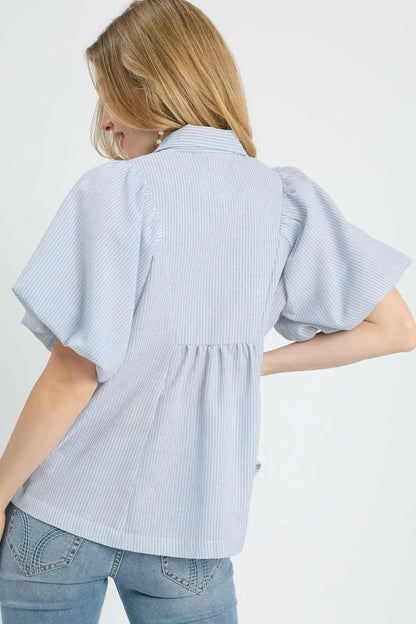Smocked Puff Sleeve Blouse – outfit idea for women | Ro + Ivy