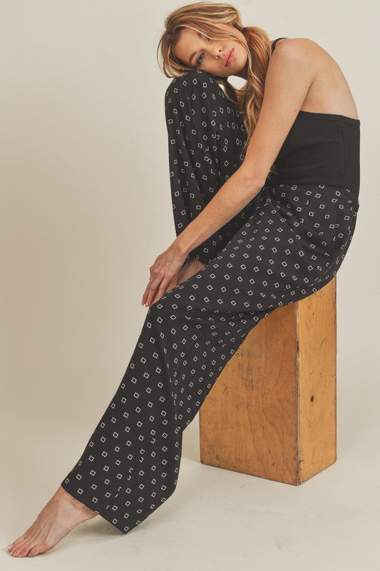 Lucy Wide Leg Pants with Square Print - Ro + Ivy