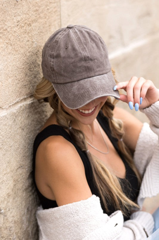 Everyday Washed Baseball Cap | Trendy Baseball Caps Outfit Idea for Women by Ro + Ivy | Elevated Basics, Modern Comfort & Style