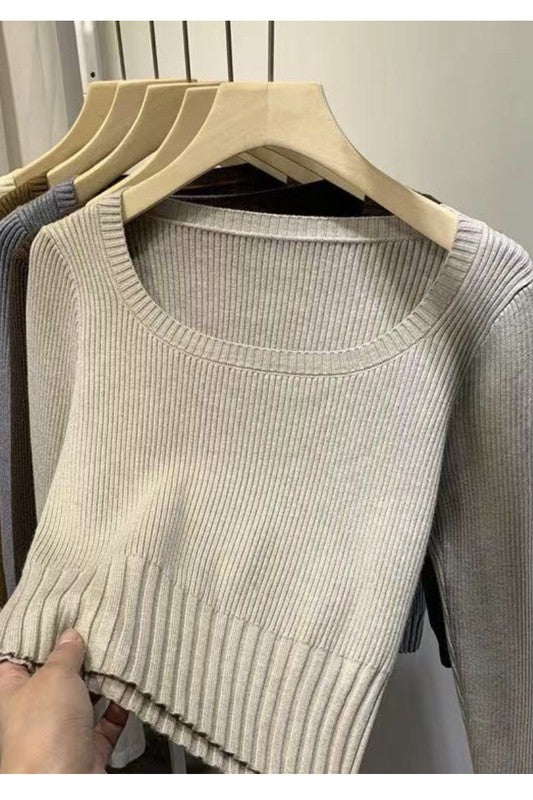 Lightweight Scoop Neck Long Sleeve Ribbed Top | Trendy Tops Outfit Idea for Women by Ro + Ivy | Elevated Basics, Modern Comfort & Style