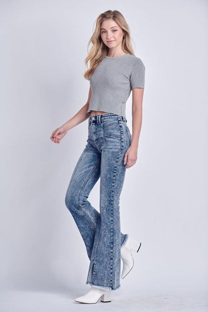 High Rise Stretch Flare Jeans | Trendy Jeans Outfit Idea for Women by Ro + Ivy | Elevated Basics, Modern Comfort & Style