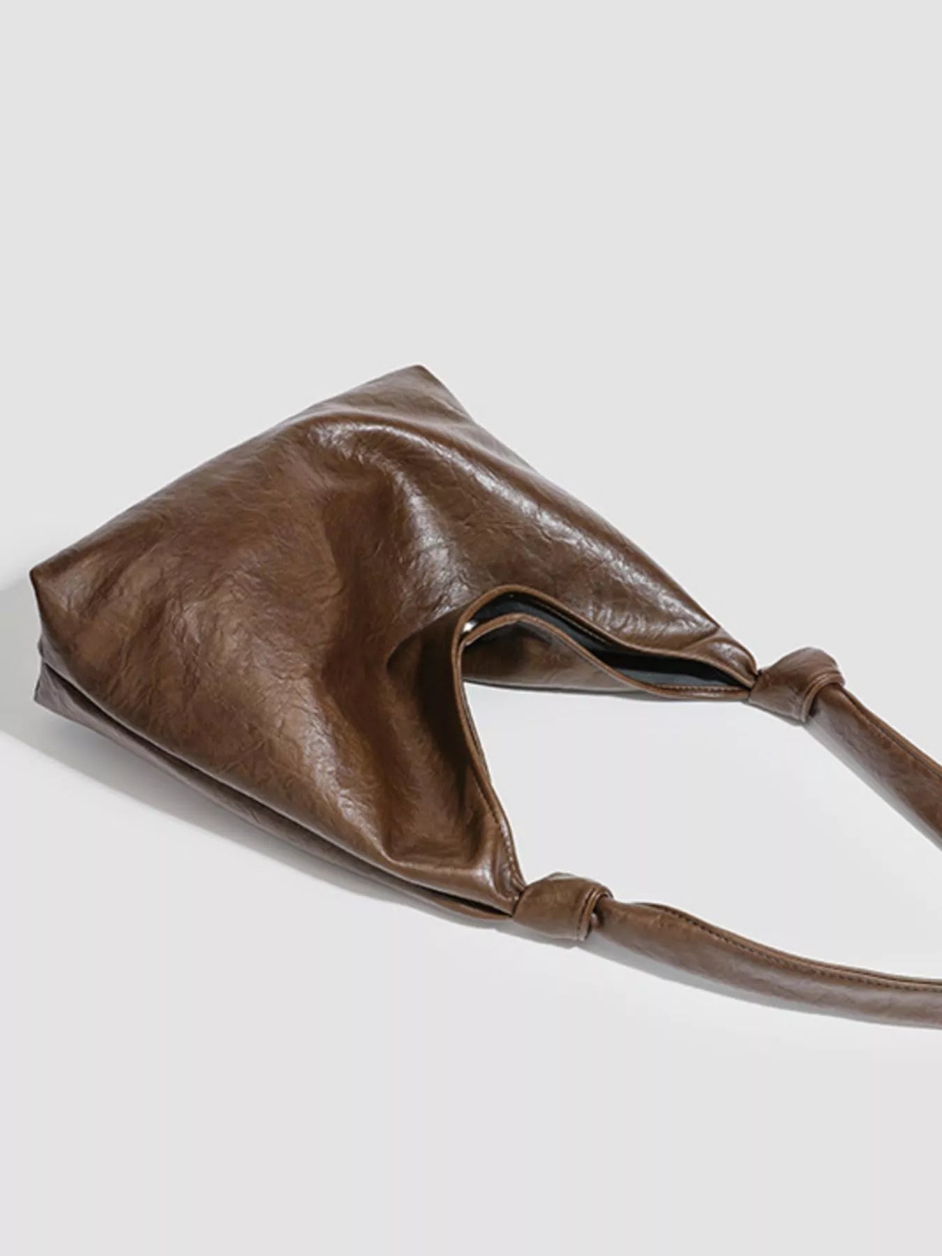 Women's Vintage Style Faux Leather Shoulder Bag - Shoulder Bags