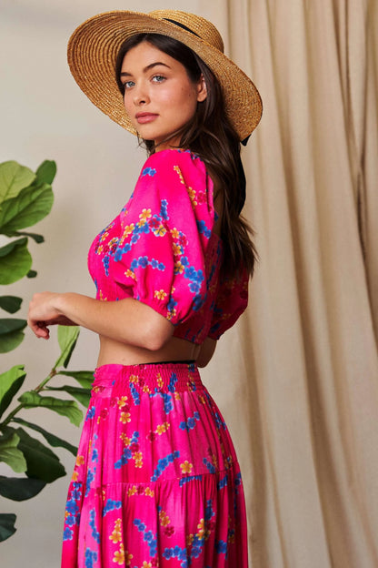 Smocing Bodice Puff Short Sleeve Printed Crop Top – outfit idea for women | Ro + Ivy
