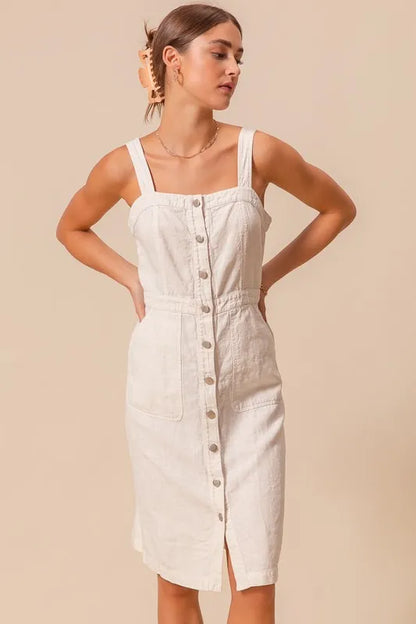 Button Down Pocket Front Pinafore Knee Length Dress – outfit idea for women | Ro + Ivy