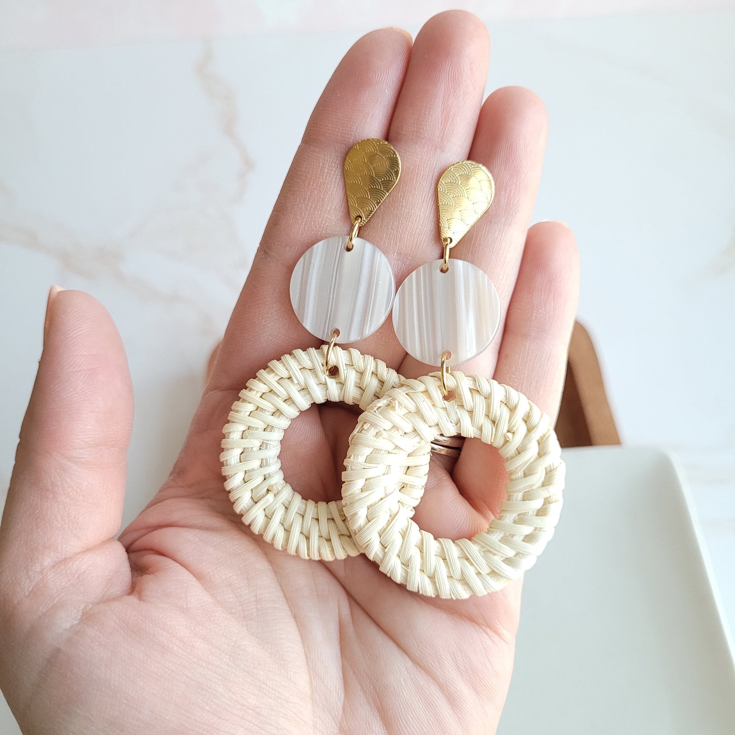 Light Rattan Seashell Statement Earrings — Lightweight Resort Wear Coastal Glam Style - Earrings