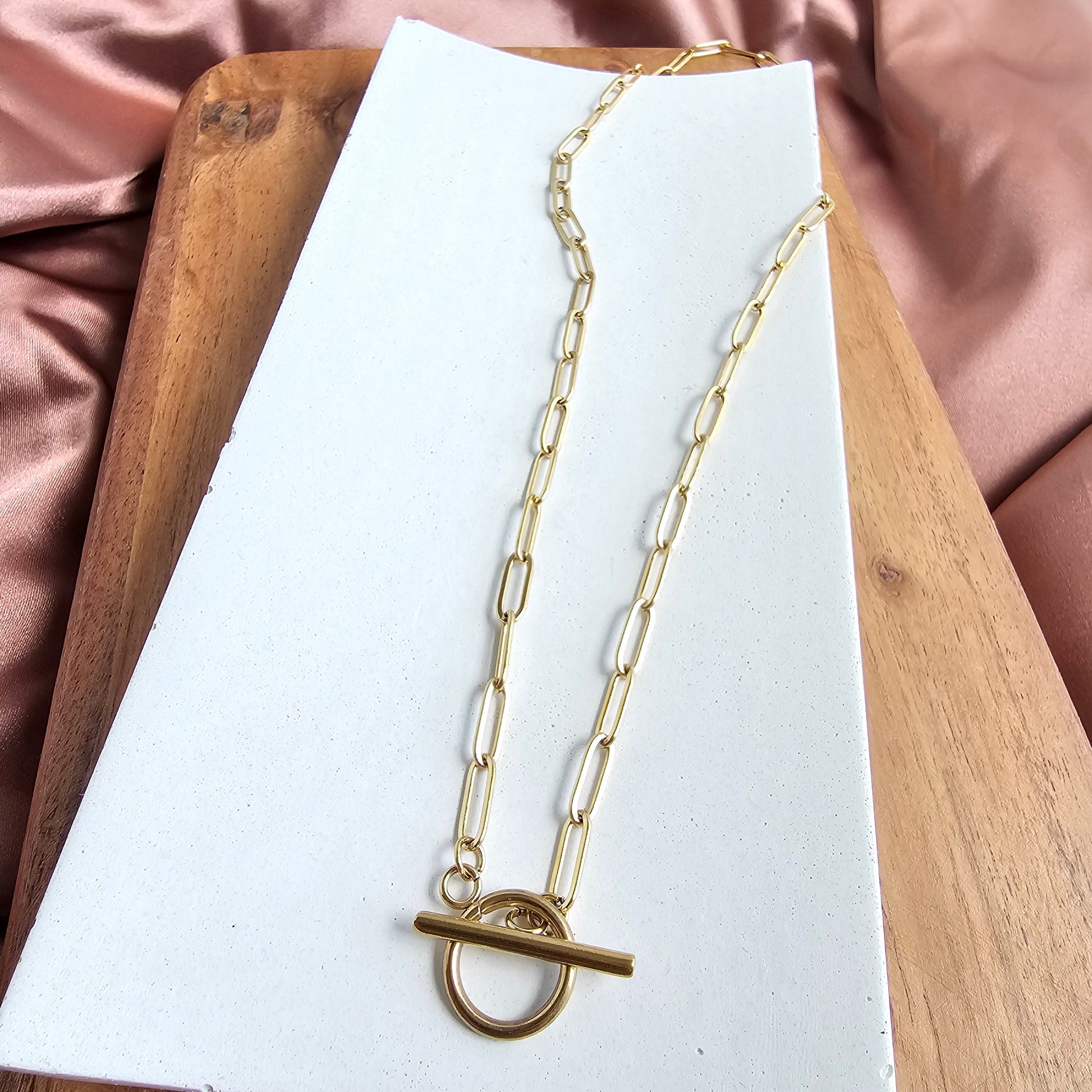 Luxe Gold Paperclip Chain Toggle Clasp Necklace 20" — 18K Plated Layering Everyday Jewelry - Necklaces