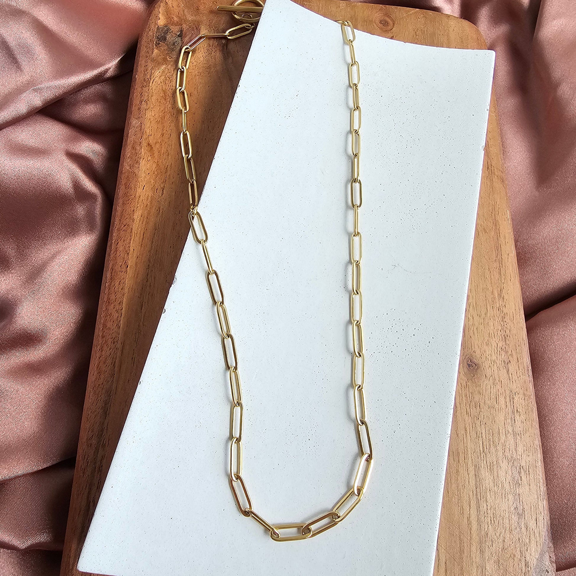 Luxe Gold Paperclip Chain Toggle Clasp Necklace 20" — 18K Plated Layering Everyday Jewelry - Necklaces