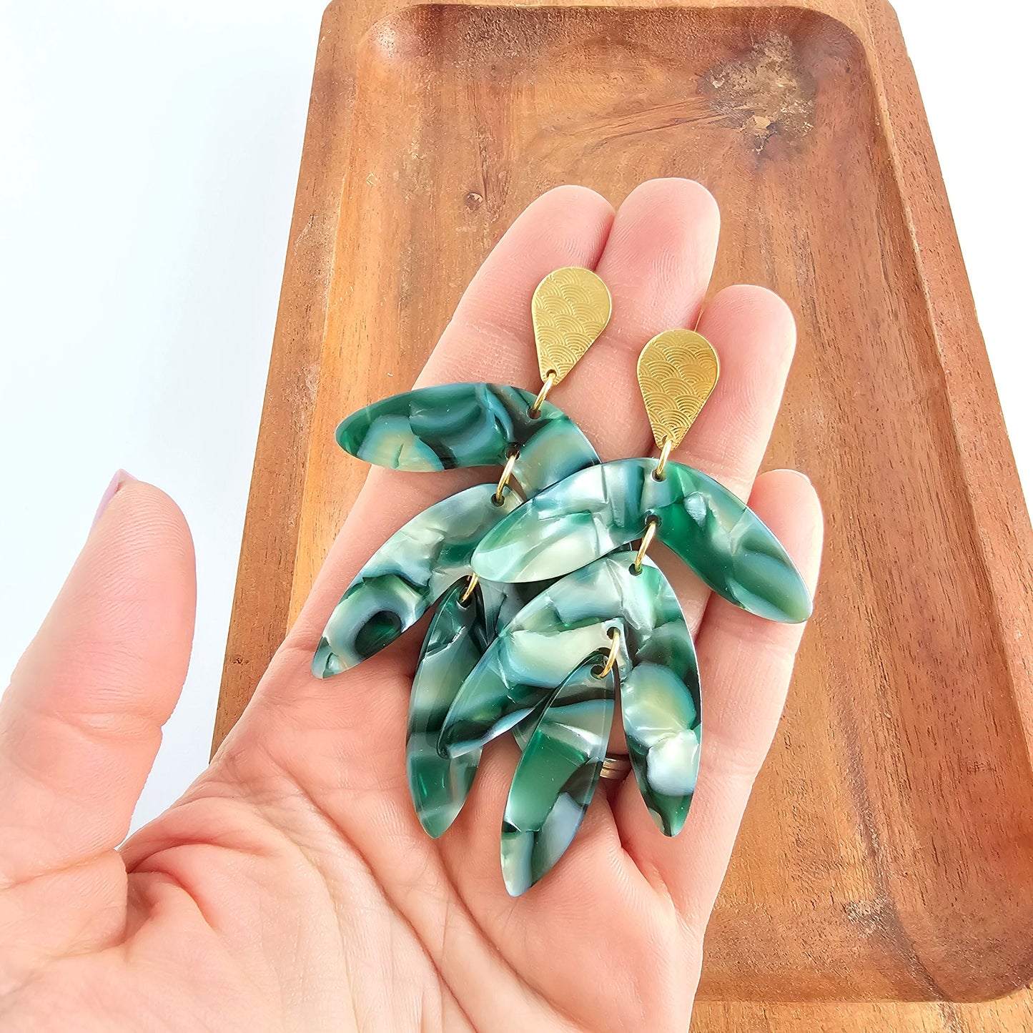 Tropical Palm Lustre Statement Earrings — Paradise-Inspired Lush Tropical Dangle Style - Earrings