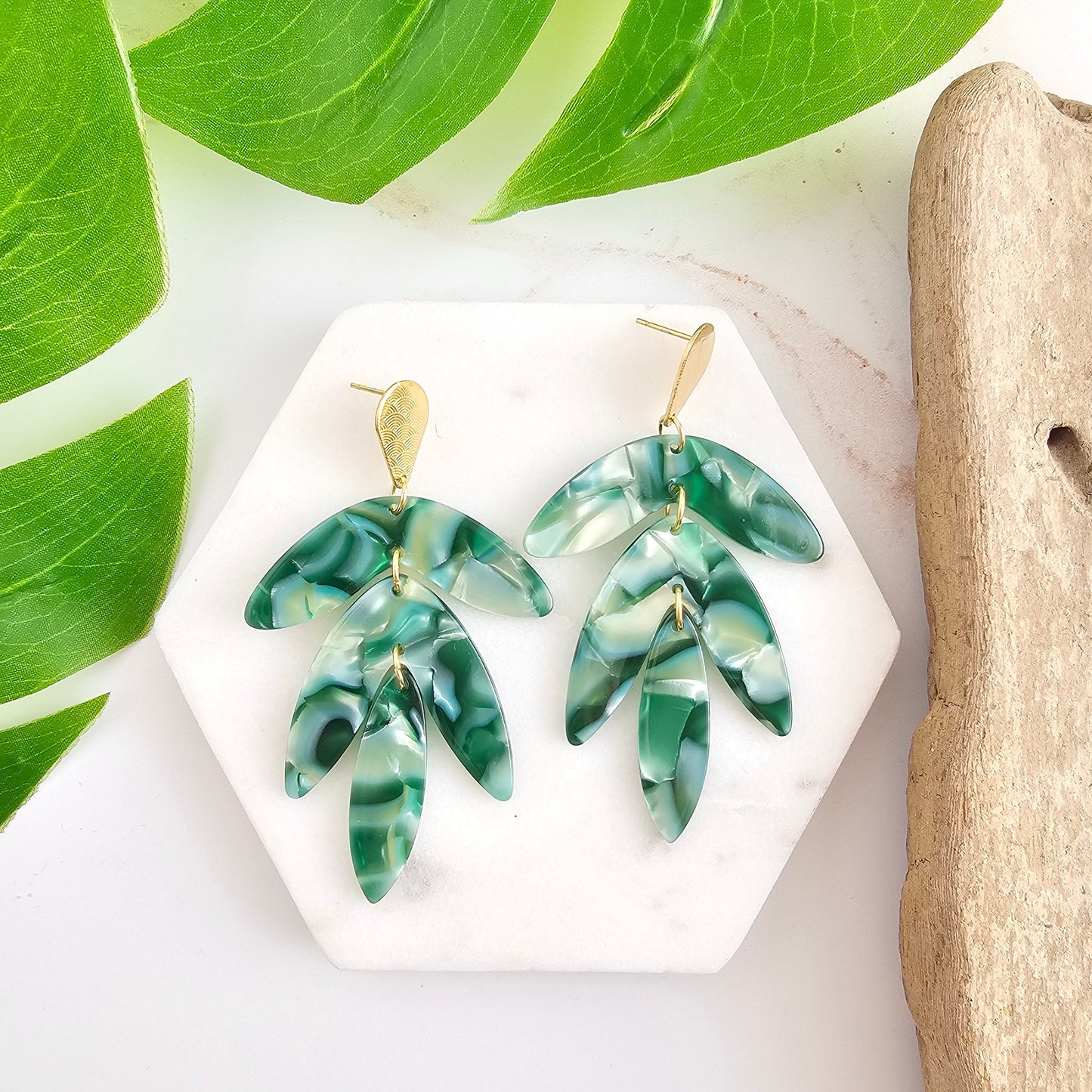 Tropical Palm Lustre Statement Earrings — Paradise-Inspired Lush Tropical Dangle Style - Earrings