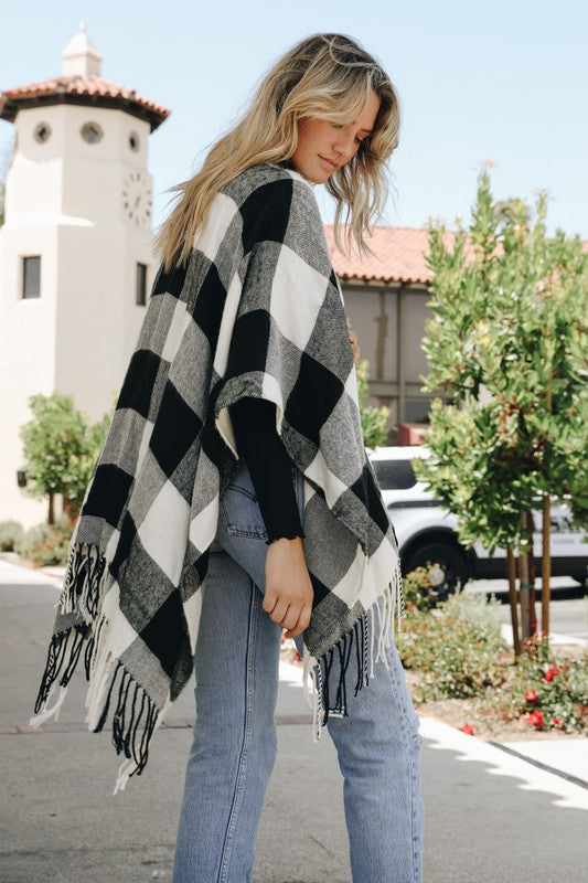 Checkered Tassel Poncho | Trendy Tops Outfit Idea for Women by Ro + Ivy | Elevated Basics, Modern Comfort & Style