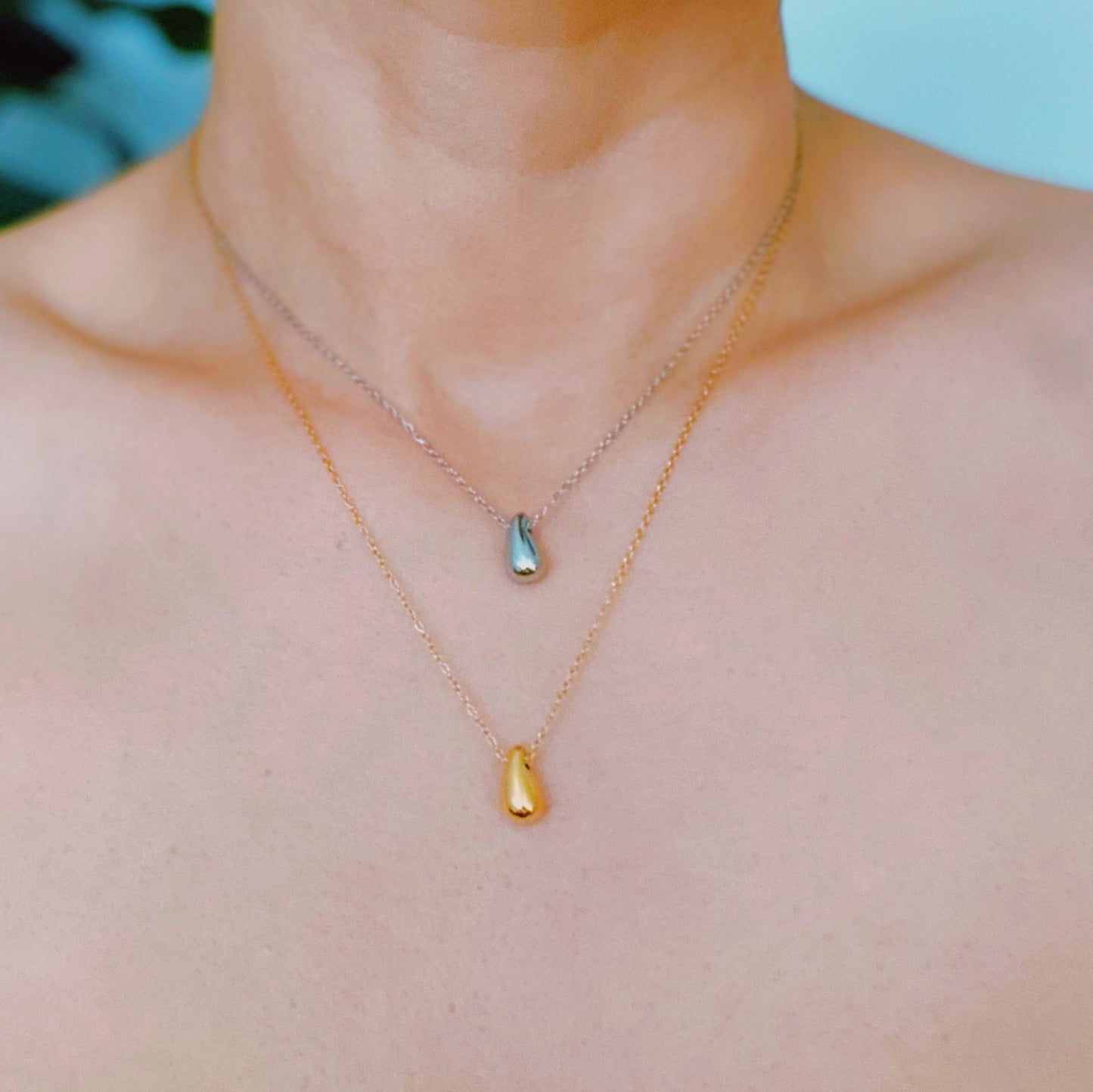 Dainty Teardrop Pendant Necklace — Minimalist Everyday Jewelry - Necklaces