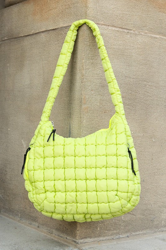 Large Quilted Puffer Tote | Trendy Tote Bags Outfit Idea for Women by Ro + Ivy | Elevated Basics, Modern Comfort & Style