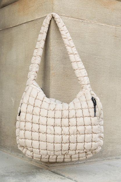 Large Quilted Puffer Tote | Trendy Tote Bags Outfit Idea for Women by Ro + Ivy | Elevated Basics, Modern Comfort & Style