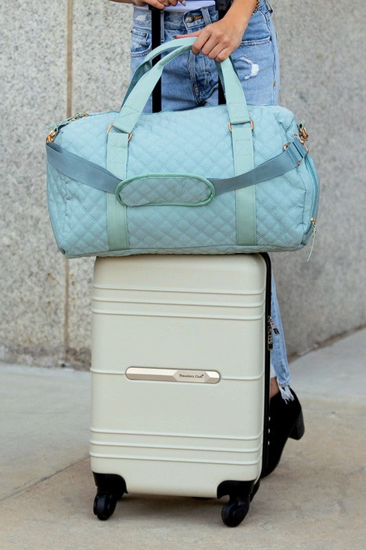 Quilted Travel Weekender Bag with Vegan Leather Accents | Trendy Travel Bags Outfit Idea for Women by Ro + Ivy | Elevated Basics, Modern Comfort & Style