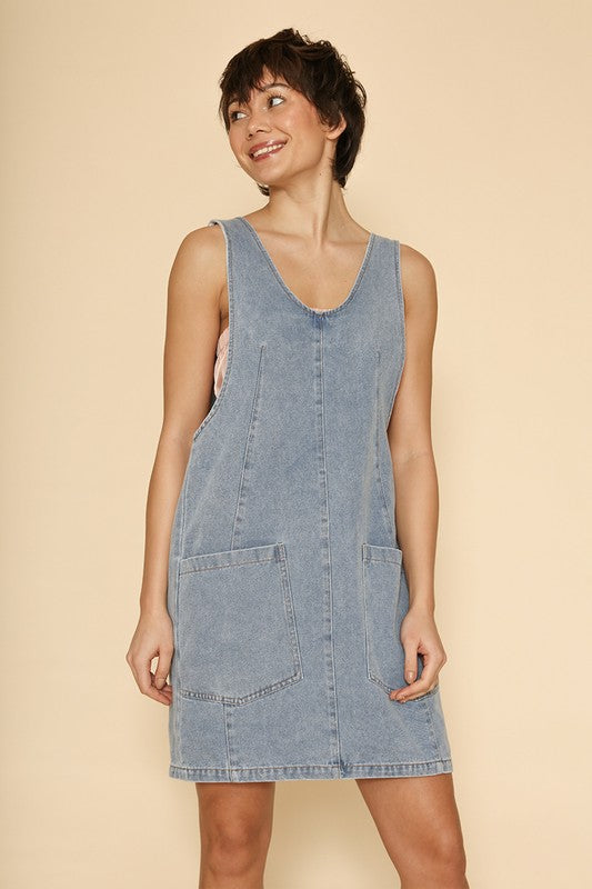 Denim Scoop Neck Overall Dress – Light Blue outfit idea for women | Ro + Ivy