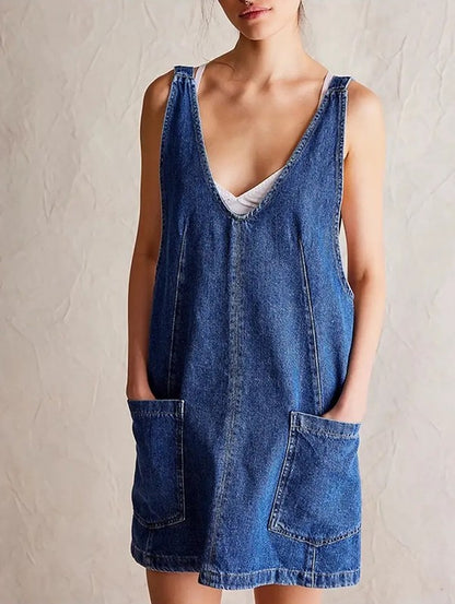Denim Scoop Neck Overall Dress – Denim outfit idea for women | Ro + Ivy